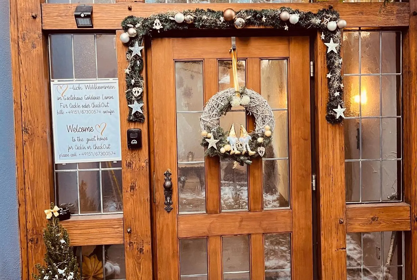 Konukevi Gaestehaus Goldenes Lamm Rothenburg ob der Tauber Almanya